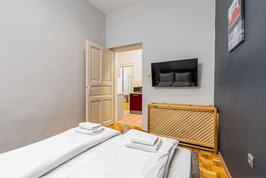 בודפשט Bold Base Apartment מראה חיצוני תמונה
