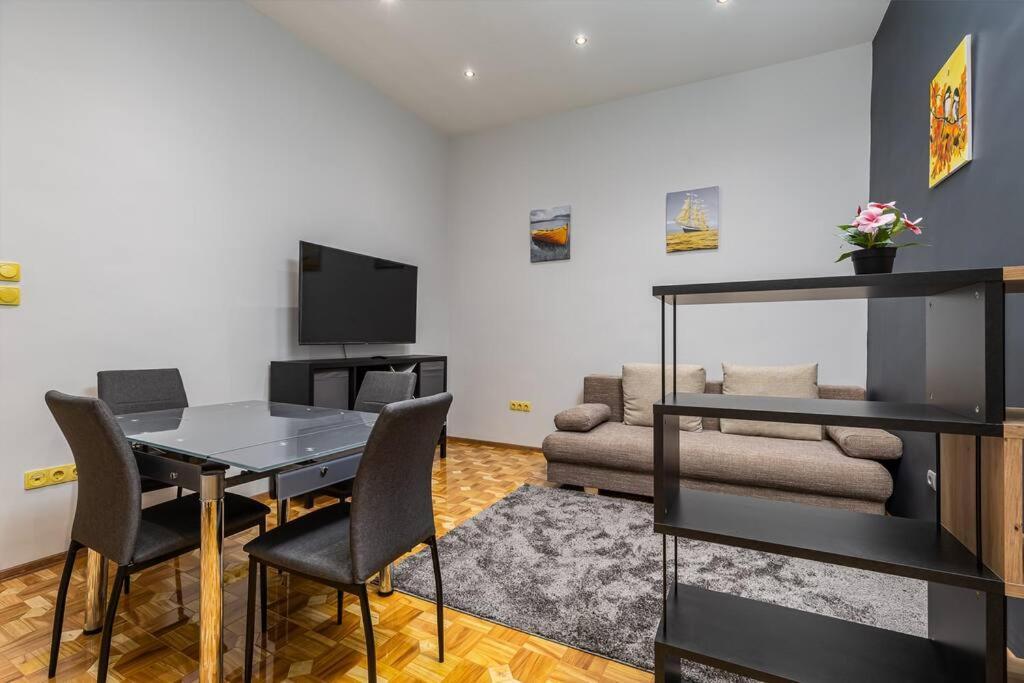 בודפשט Bold Base Apartment מראה חיצוני תמונה